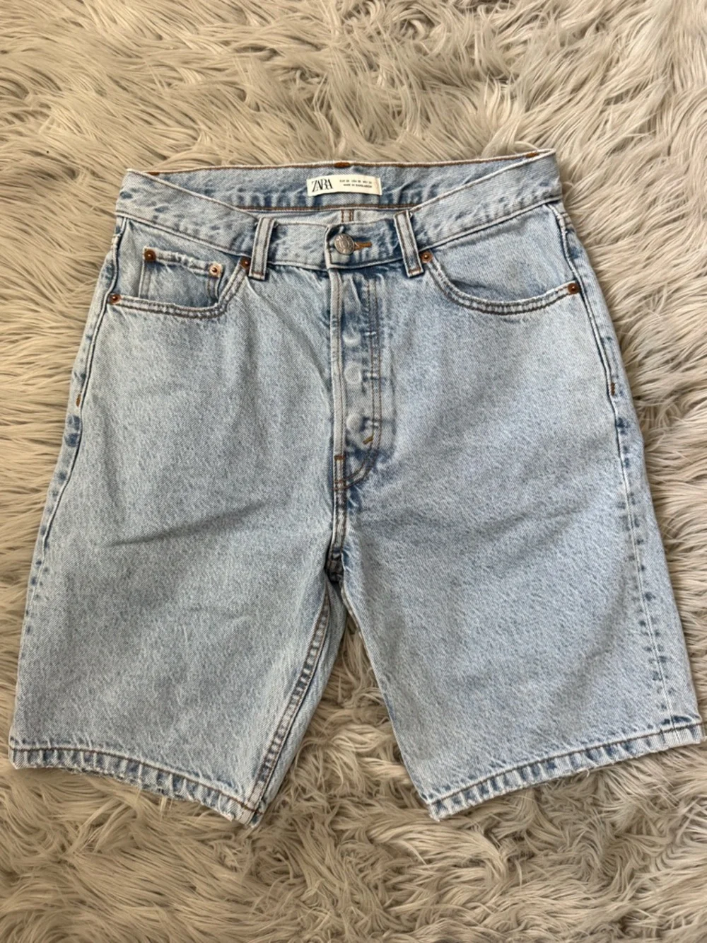 ZARA Baggy Fit Denim Bermuda Shorts Size 30